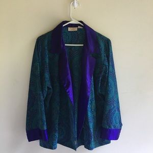 Victoria’s Secret Vintage button top paisley Med